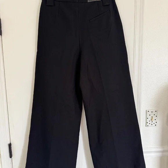 Ganni Black Wide Leg Trousers - joarbit.com display picture 1